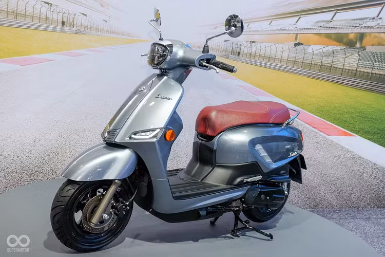 Xe tay ga Suzuki Saluto 125 trinh lang, sap ve Viet Nam?