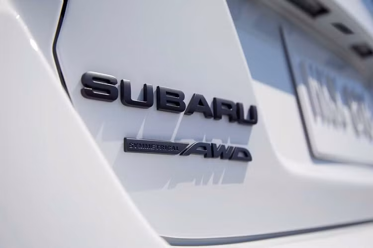 Về giá xe Subaru WRX 2020 phiên bản hiệu năng cao nhất tại thị trường Mỹ bán ra từ $33,995 và $900 phí vận chuyển (khoảng 810 triệu đồng).