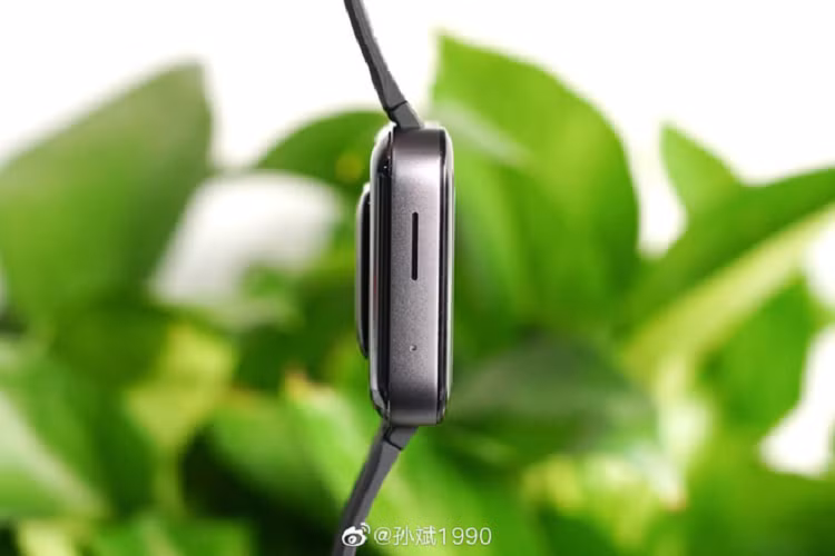 Cận cảnh Xiaomi Mi Watch: Bản sao giá rẻ của Apple Watch - Hình 5 Can canh Xiaomi Mi Watch: Ban sao gia re cua Apple Watch-Hinh-5