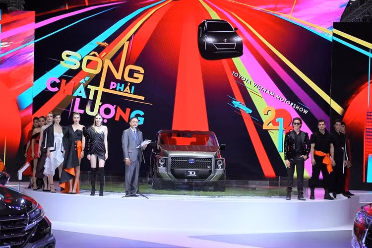 Lý giải việc đưa concept này về Việt Nam trưng bày, ông Toru Kinosita, Tổng Giám đốc Công ty ôtô Toyota Việt Nam cho hay, hiện nay ô nhiễm môi trường là vấn đề đang được quan tâm hàng đầu tại Việt Nam và trên toàn thế giới và mẫu xe TJ Cruiser là sản phẩm thể hiện rõ trách nhiệm đó.