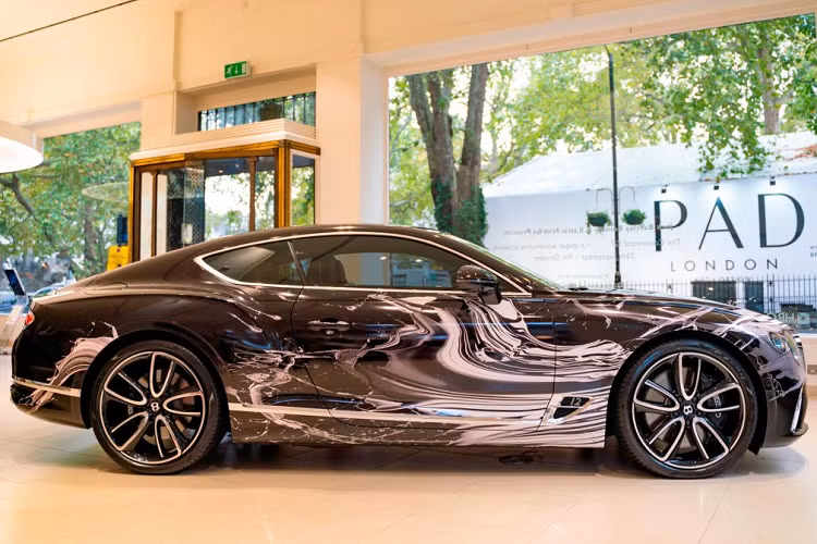 Mới đây, thương hiệu xe siêu sang Bentley đến từ Anh Quốc lại một lần nữa đem tới một siêu phẩm độc đáo, có giá trị nghệ thuật cao và hơn hết, chỉ có duy nhất một chiếc được tạo thành.
