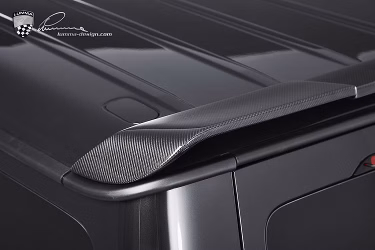 Bản độ này của Lumma nâng sức mạnh của khối máy V8 4.0 lít lên con số 525 mã lực và 750 Nm mô-men xoắn, vượt trội hơn 108 mã và 140 Nm so với nguyên bản. Giá Mercedes-AMG G63 2019 độ hiện chưa được Lumma công bố chính thức.