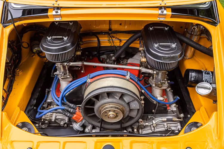 Động cơ xe Porsche 911 2.7 đời 1967
