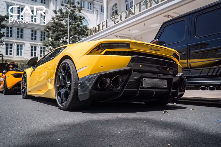 Đây cũng chính là chiếc Huracan này cũng chính là chiếc xe dẫn đoàn của hành trình Car Passion năm ngoái với cung đường từ Hà Nội đi Lào Cai sau đó tiến về miền Trung và kết thúc tại Đà Nẵng. 