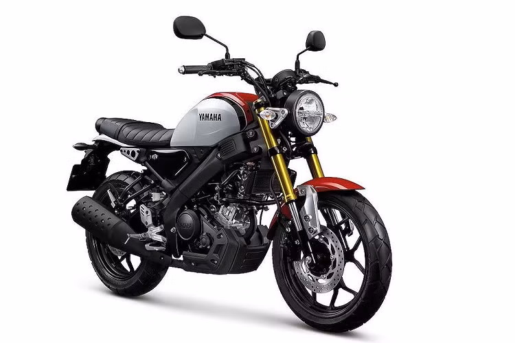 Trong bối cảnh khách hàng đang rất ưa chuộng các dòng xe hoài cổ, Yamaha đã quyết định tạo ra một dòng sản phẩm mới cách đây vài năm với tên gọi Sport Heritage. Tiên phong bởi XSR900 dựa trên cơ sở MT-09, Sport Heritage là những mẫu xe mang phong cách cổ điển, lấy cảm hứng trực tiếp từ các dòng môtô Yamaha hoài cổ trong quá khứ.