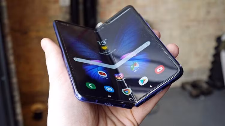 Galaxy Fold là chiếc smartphone tốt nhất năm 2019 - Hình 2 Galaxy Fold la chiec smartphone tot nhat nam 2019-Hinh-2
