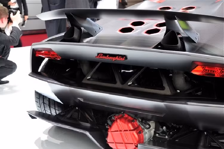 Lamborghini Sesto Elemento