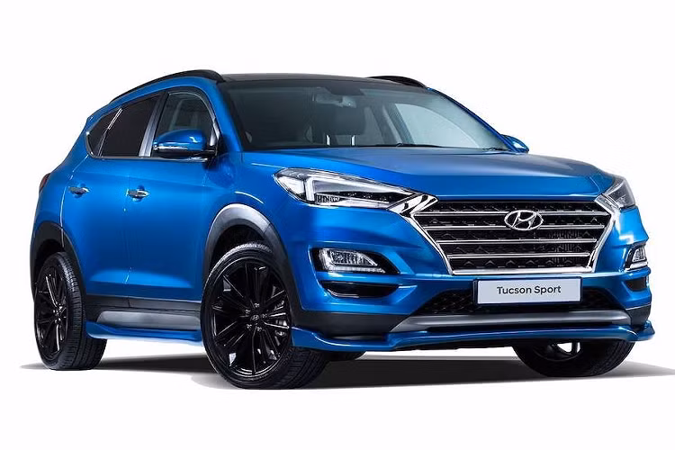 Ngay từ bên ngoài Tucson Sport mới đã gây ấn tượng mạnh bởi thiết kế thể thao và dữ dằn hơn.