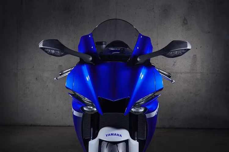 Tại chặng đua Laguna Seca - Mỹ trong khuôn khổ mùa giải WSBK 2019 vừa qua, siêu môtô Yamaha R1 2020 đã chính thức được ra mắt với 2 phiên bản quen thuộc là R1 thường và R1M.
