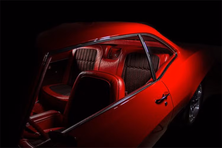 Steve Stanford là tác giả bản vẽ này. Ông kết hợp đặc điểm của các mẫu xe Chevrolet như Bel Air 1957, ‘Bubble Top’ Impala 1961, Impala SS 409 1962, Corvair 1965, Corvette 1966 và 1967 để tạo thành mẫu xe độc đáo này.