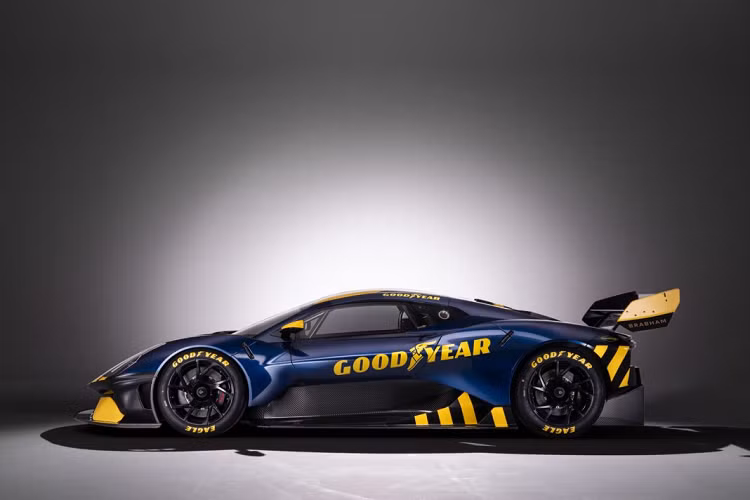 Brabham BT62 mới được hãng sử dụng tại cuộc đua này được trang bị động cơ V8 hút khí tự nhiên, 5,4 lít. Động cơ này cung cấp cho xe sức mạnh tối đa 700 mã lực. Trọng lượng của xe cực kì tốt, chỉ đạt 972 kg và các chi tiết khí động học trên xe có thể tạo ra lực ép lên đến 1.200 kg.