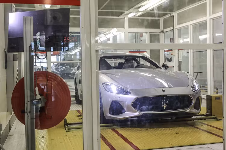 Được biết, sau khi chính thức khai tử bộ đôi GranTurismo và GranCabrio, Maserati sẽ sớm cho ra đời mẫu xe kế nhiệm vào năm 2021 - 2022. Nhiều khả năng mẫu siêu xe mới sẽ được ứng dụng hệ truyền động bằng điện và được trang bị công nghệ tự lái bán tự động cấp 3 cùng nhiều chức năng khác như sạc nhanh.