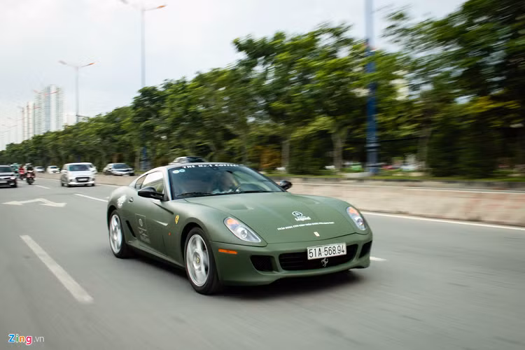 Lần gần nhất mà siêu xe Ferrari 599 GTB độc nhất Việt Nam xuất hiện là tại lễ khai trương showroom Ferrari tại quận 7, TP.HCM. 