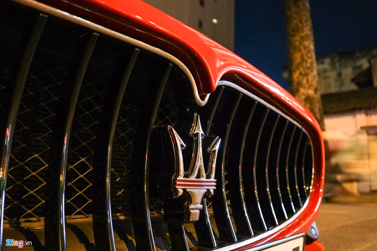 Xe cũng được hãng xe Maserati trang bị khung nhôm nguyên khối, nhờ đó giảm khối lượng xuống còn 1.780 kg. 