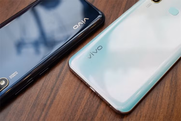 Smartphone vivo Y19 lên kệ, giá dưới 5 triệu đồng Smartphone vivo Y19 len ke, gia duoi 5 trieu dong