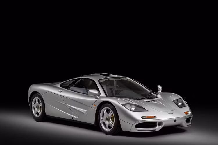 Những chiếc siêu xe Mclaren F1 từng được sản xuất đã lần lượt được phục chế, đại tu nhằm mang lại vẻ đẹp vốn có của mình. Chiếc Mclaren F1 này mang số khung #63, hiện là chiếc F1 mới nhất được phục chế bởi MSO và sẽ được trưng bày tại Anh Quốc trong thời gian tới đây.