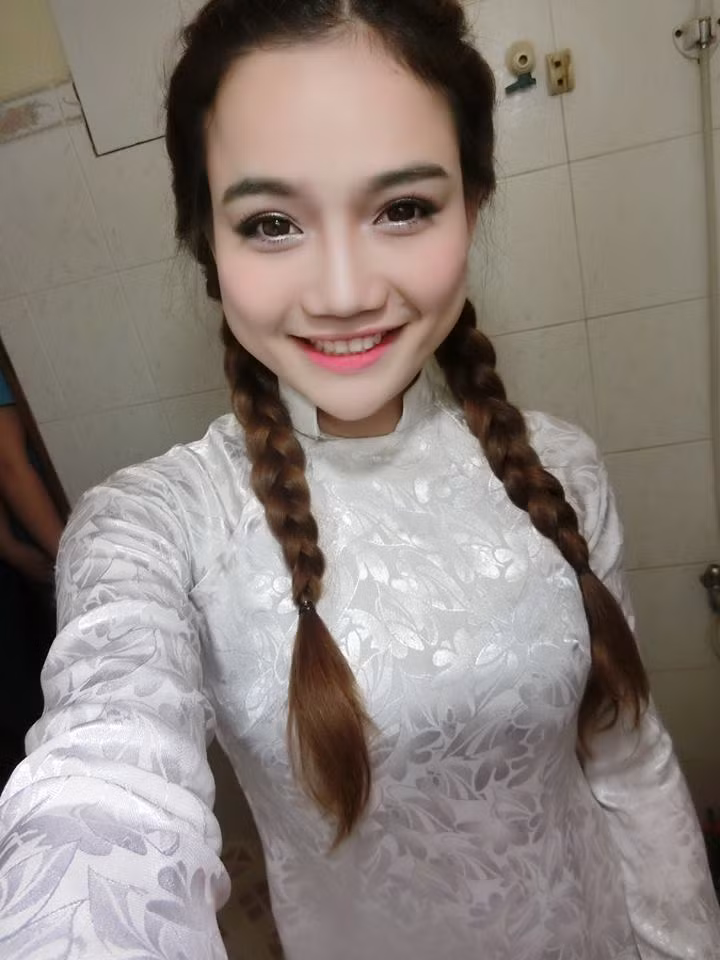 Trúc Ly hiện đang làm người mẫu ảnh tự do, kiêm diễn viên kịch. Thân hình đẹp khiến cô nàng tự tin hơn, giao tiếp nhiều hơn và có thêm nhiều cơ hội trong công việc. Cuộc sống thường ngày của Trúc Ly cũng vui vẻ, nhiều tiếng cười hơn từ sau khi cô nàng "vịt hoá thiên nga". Đề cao vẻ đẹp ngoại hình của người con gái trong cuộc sống hiện đại, Trúc Ly khẳng định chỉ có sự kiên trì, quyết tâm thực sự mới giúp các cô gái trẻ trở nên đẹp hơn, khoẻ mạnh hơn và có cuộc sống tốt đẹp hơn.