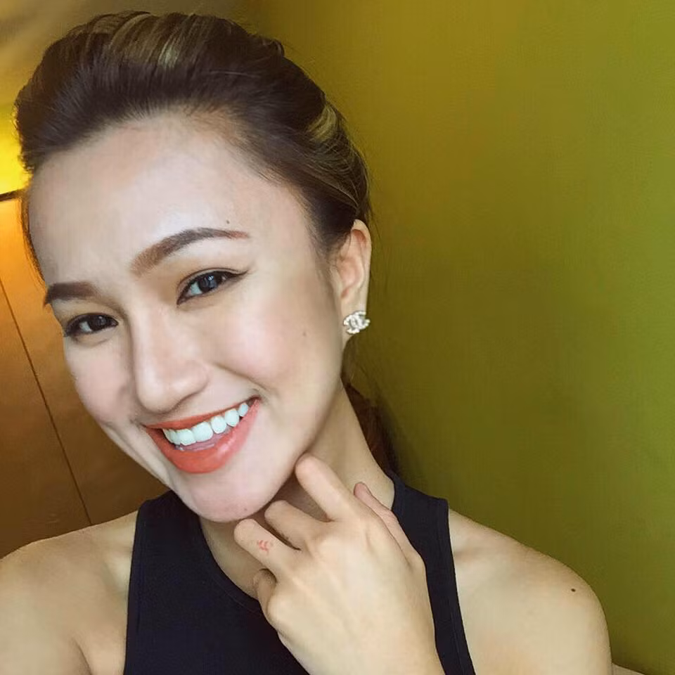 Chia sẻ về bản thân, Thuỳ Trang tiết lộ: "Mình rất thích vẽ và thiết kế đồ, từ sở thích trở thành đam mê nên mình đã theo học thiết kế thời trang". Thuỳ Dung luôn thể hiện những kiến thức về thời trang, gout thẩm mỹ riêng, độc đáo của mình qua những trang phục mà cô lựa chọn mặc hàng ngày...