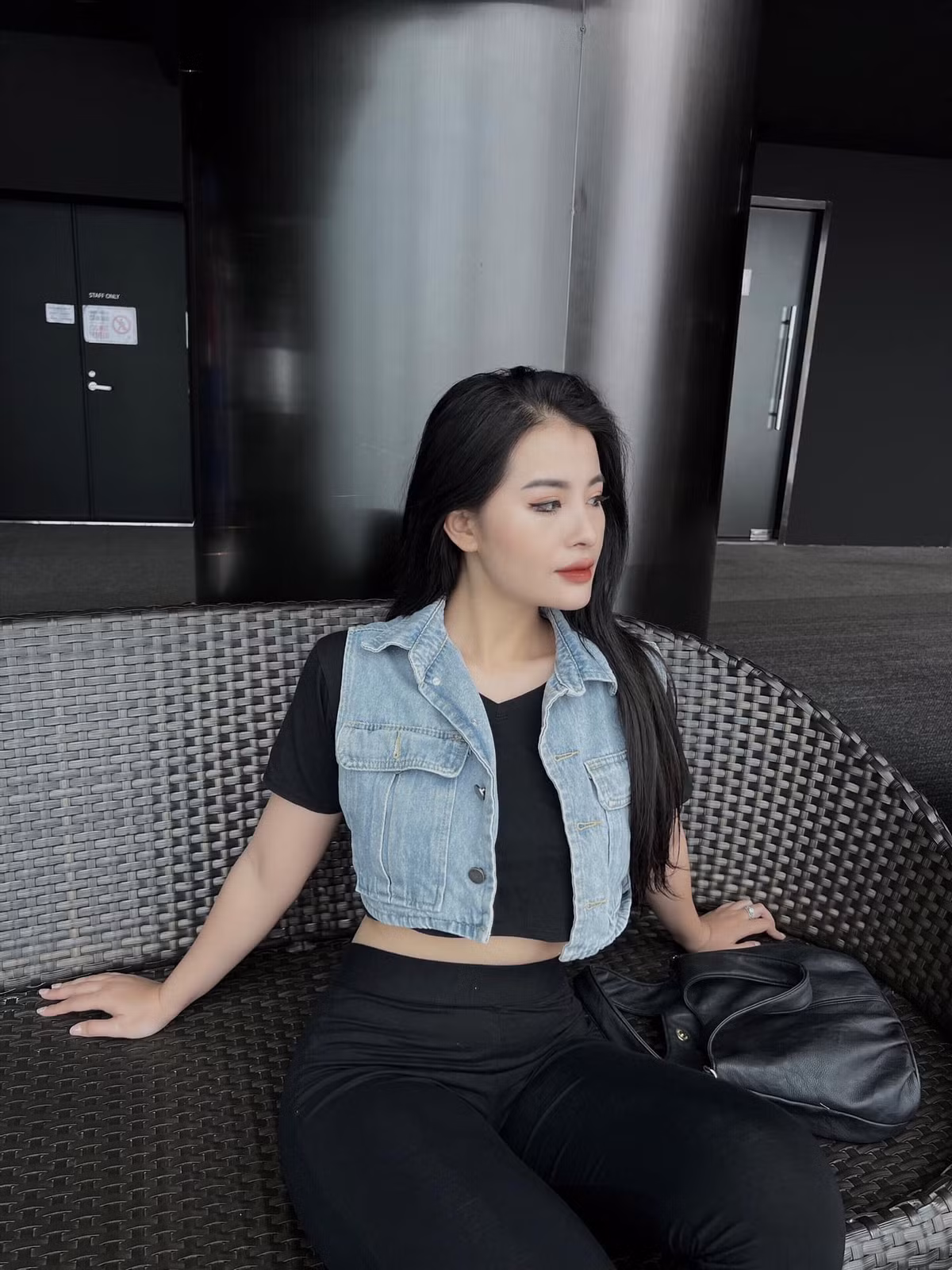 Hiện tại, Minh Phương đang là giáo viên nhảy tại câu lạc bộ nhảy trường tiểu học Chu Văn An.