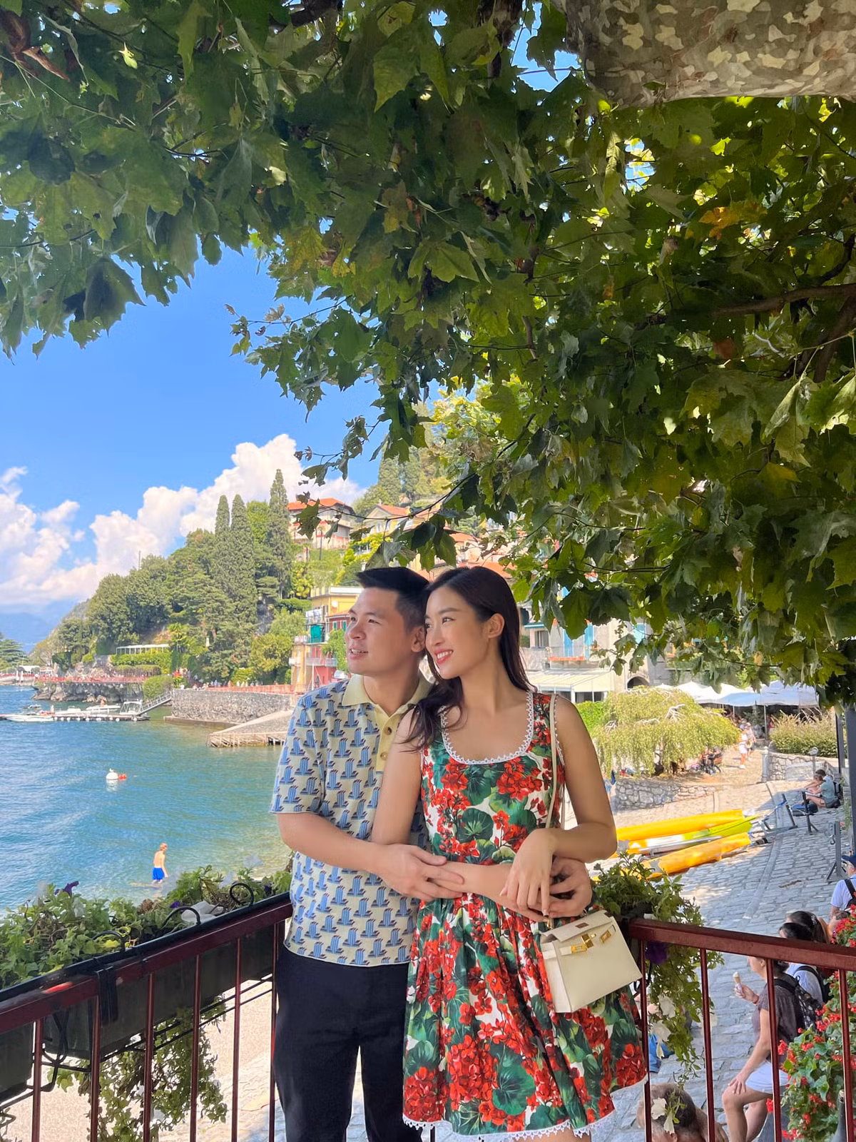 Trước khi công bố kết hôn, Đỗ Mỹ Linh và Đỗ Vinh Quang đã có thời gian tìm hiểu, hẹn hò thầm lặng.