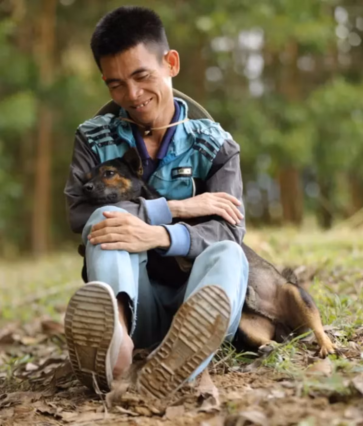 Nếu theo dõi thường xuyên sẽ thấy khoảng thời gian này, hiện tượng mạng So Y Tiết liên tục chia sẻ các clip hát bằng tiếng Anh lên kênh Tiktok cá nhân. Mỗi sản phẩm đều thu về lượng view và tương tác khủng.