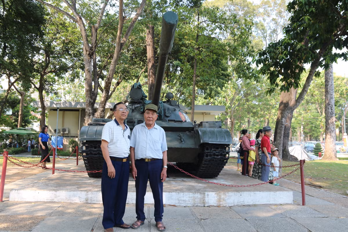 Xuc dong ky uc ngay 30/4: 'Giai phong roi, ve voi bam roi!'-Hinh-3