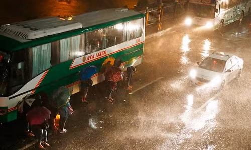Sieu bao Mangkhut dang can quet Philippines-Hinh-2
