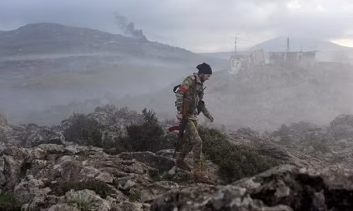 Ankara dua chi huy phien quan roi khoi Idlib ve Tho Nhi Ky?
