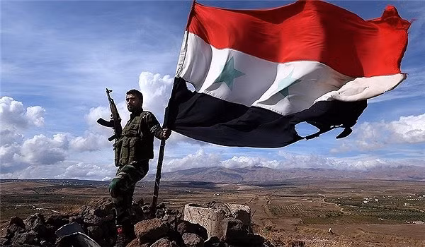 Thuc hu Quan doi Syria thao chay khoi thanh pho Albu Kamal