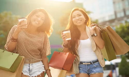 Hãy hẹn hò người bạn gái thân nếu lâu nay bạn chưa dành thời gian cho việc này. Hãy hẹn hò người bạn gái thân nếu lâu nay bạn chưa dành thời gian cho việc này.