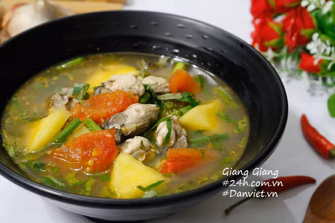 Canh chua hàu.