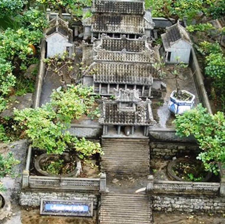 Lăng Tự Đức.