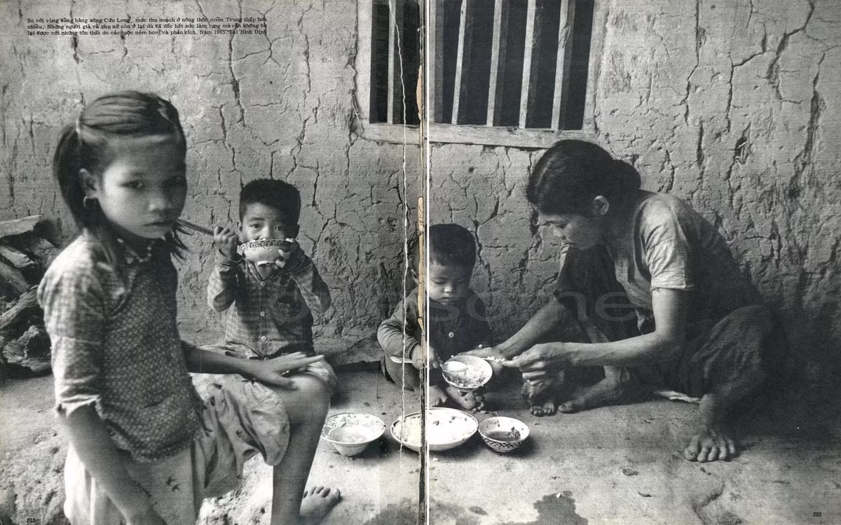 Người nông dân ở miền Trung vất vả chống chọi với thiên tai, vừa phải chịu đựng sự tàn phá của các cuộc ném bom, pháo kích, đời sống vô cùng khổ sở. Bình Định 1965.