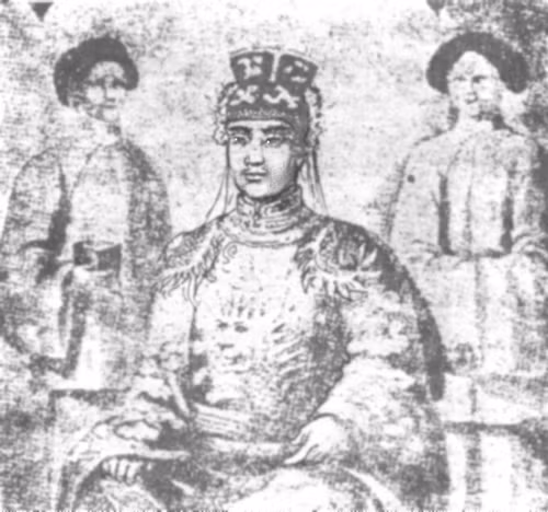 Không chỉ vua Minh Mạng đông con, sau này con Vua Minh mạng cũng nổi tiếng bởi có nhiều con. Thọ Xuân Vương Miên Định có tất cả 144 người con; Tuy Lý Vương Miên Trinh có 114 người con. Vua Thiệu Trị (1807-1847) cũng nổi tiếng cũng nổi tiếng bởi có tới 64 người con.