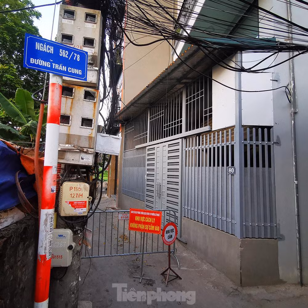 Ngành y tế xác định có 6 F1 tiếp xúc gần, 20 trường hợp liên quan là người sống trong khu vực phong tỏa; 13 trường hợp F2.