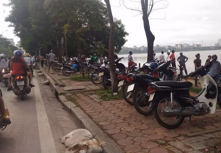 Hiện cơ quan chức năng đang khẩn trương điều tra, làm rõ nguyên nhân vụ việc.