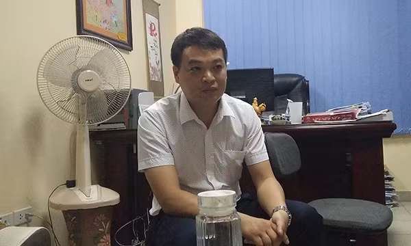 Chua the cap nuoc cho gia dinh nghe si Chu Hung - "The Chot"