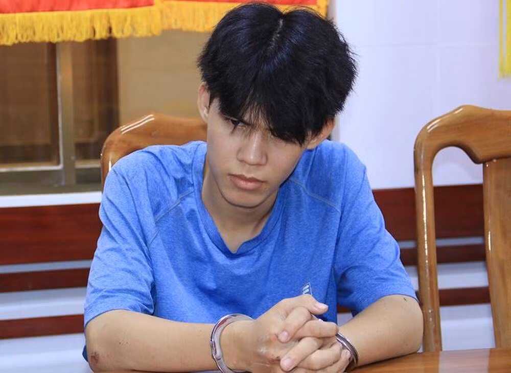 Tin nong ngay 25/3: Nu chu quan “xinh dep” bi sat hai, dot xac phi tang-Hinh-2