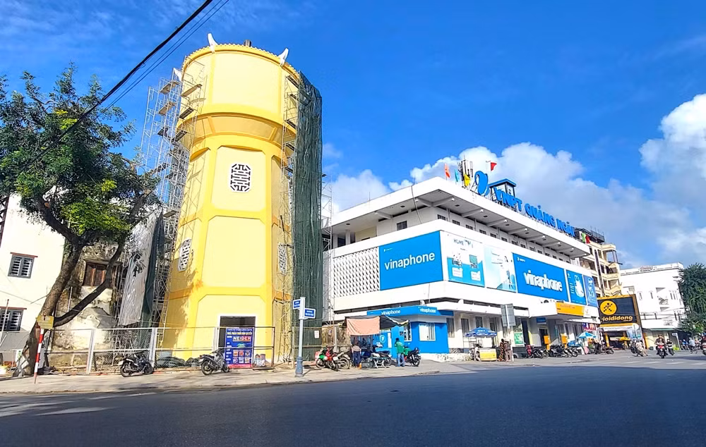 VNPT Quảng Ngãi: Nhà thầu sửa hội trường phải có… hội trường dự phòng cho 80 người? VNPT Quang Ngai: Nha thau sua hoi truong phai co… hoi truong du phong cho 80 nguoi?