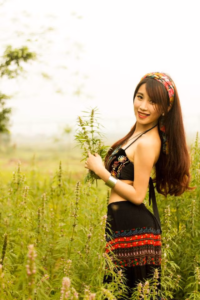 Vũ Thị Hải Yến hiện là sinh viên trường Cao đẳng Thương mại và Du lịch Hà Nội. Dù mới thi đậu vào ngôi trường này nhưng Hải Yến vẫn không quên ước mơ từ thời thơ bé của mình là được học tập tại Học viện Cảnh sát nhân dân.