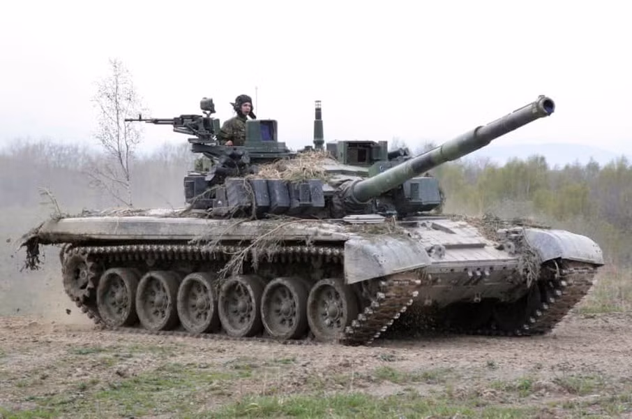 Xe tăng T-72 "thiếu một đôi tay" thất thế trước Leopard 2A4 - Hình 8 Xe tang T-72