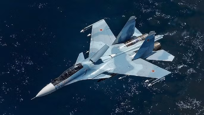 Dù Ukraine có thể bắn hạ máy bay chiến đấu Nga, nhưng hiếm khi nghe nói đến điều này, khi tên lửa không đối không của Ukraine khó có thể bắn tới gần bán đảo Crimea. Thường là Ukraine dùng tên lửa đạn đạo hoặc tên lửa hành trình, phá hủy máy bay chiến đấu của Nga ngay tại sân bay.