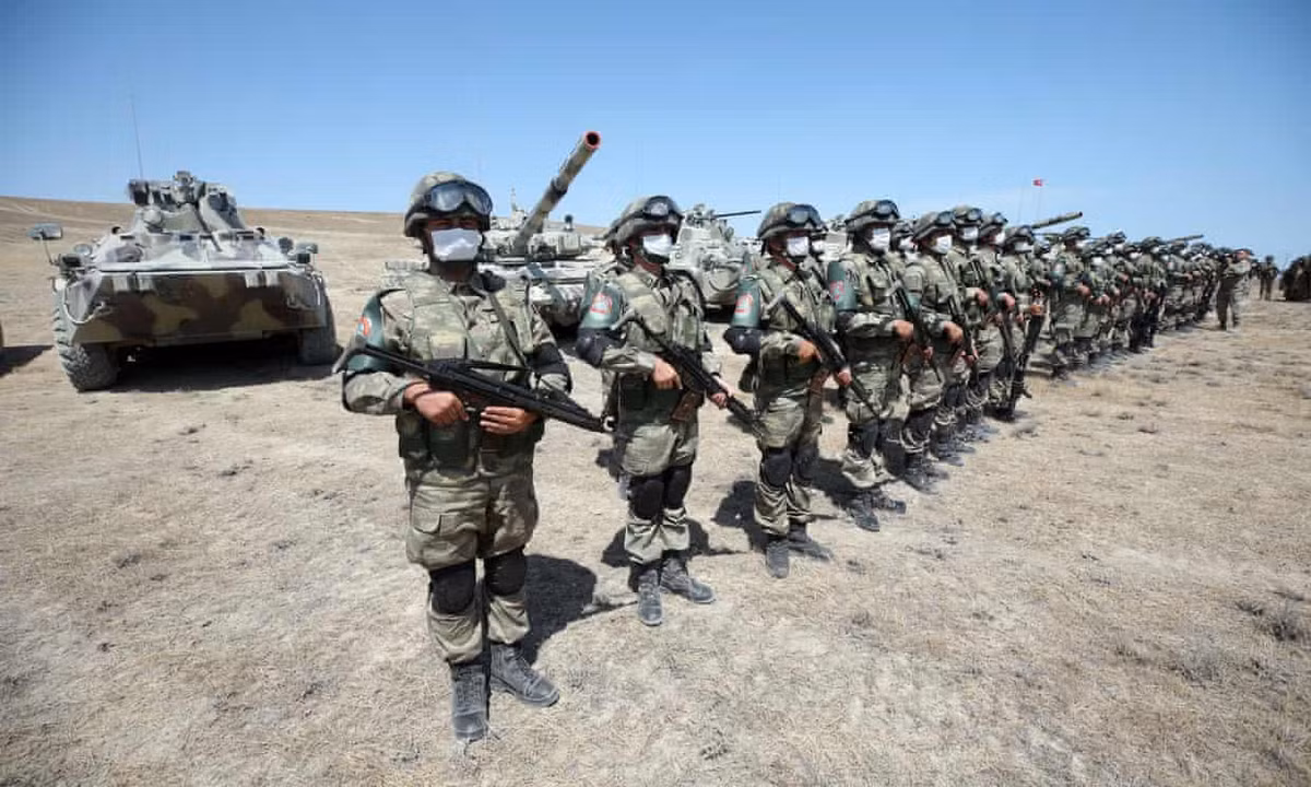 Theo đánh giá từ các nhà phân tích, nếu quân đội Azerbaijan cuối cùng có thể cắt đứt tuyến đường chiến lược Goris - Lachin - Shusha - Stepanakert, nước cộng hòa Nagorno-Karabakh không được công nhận (NKR) sẽ bị tiêu diệt.