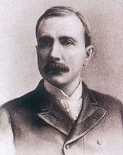 Tuy nhiên, vào một ngày năm 1867, tỷ phú Rockefeller đã đến muộn và lỡ mất chuyến tàu. Mặc dù không thể lên chuyến tàu này nhưng cũng vì điều này mà ông thoát chết. Đoàn tàu mà ông dự định đi gặp tai nạn trật bánh khiến 48 người chết và 50 người khác bị thương.