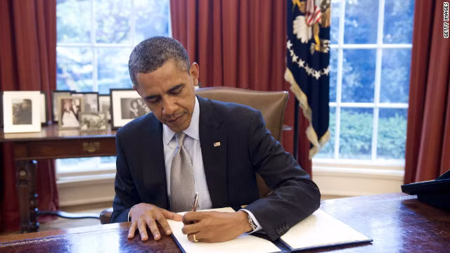 Những Tổng thống Mỹ thuận tay trái bao gồm: Barack Obama, Bill Clinton, Gerald Ford, Ronald Reagan, Herbert Hoover, James Garfield và George HW Bush. Những người thuận tay trái trường có chỉ số IQ cao, chơi thể thao giỏi hơn, trí nhớ tốt hơn, là người đa tài và khỏe mạnh.