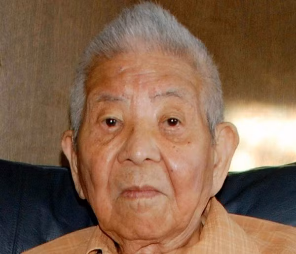 Ông Tsutomu Yamaguchi trở thành nhân vật lịch sử khi là người sống sót qua 2 vụ Mỹ ném bom nguyên tử xuống Hiroshima và Nagasaki những ngày đầu tháng 8/1945.