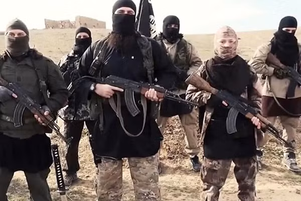 Hai thu linh khet tieng IS chet tham tai Deir Ezzor