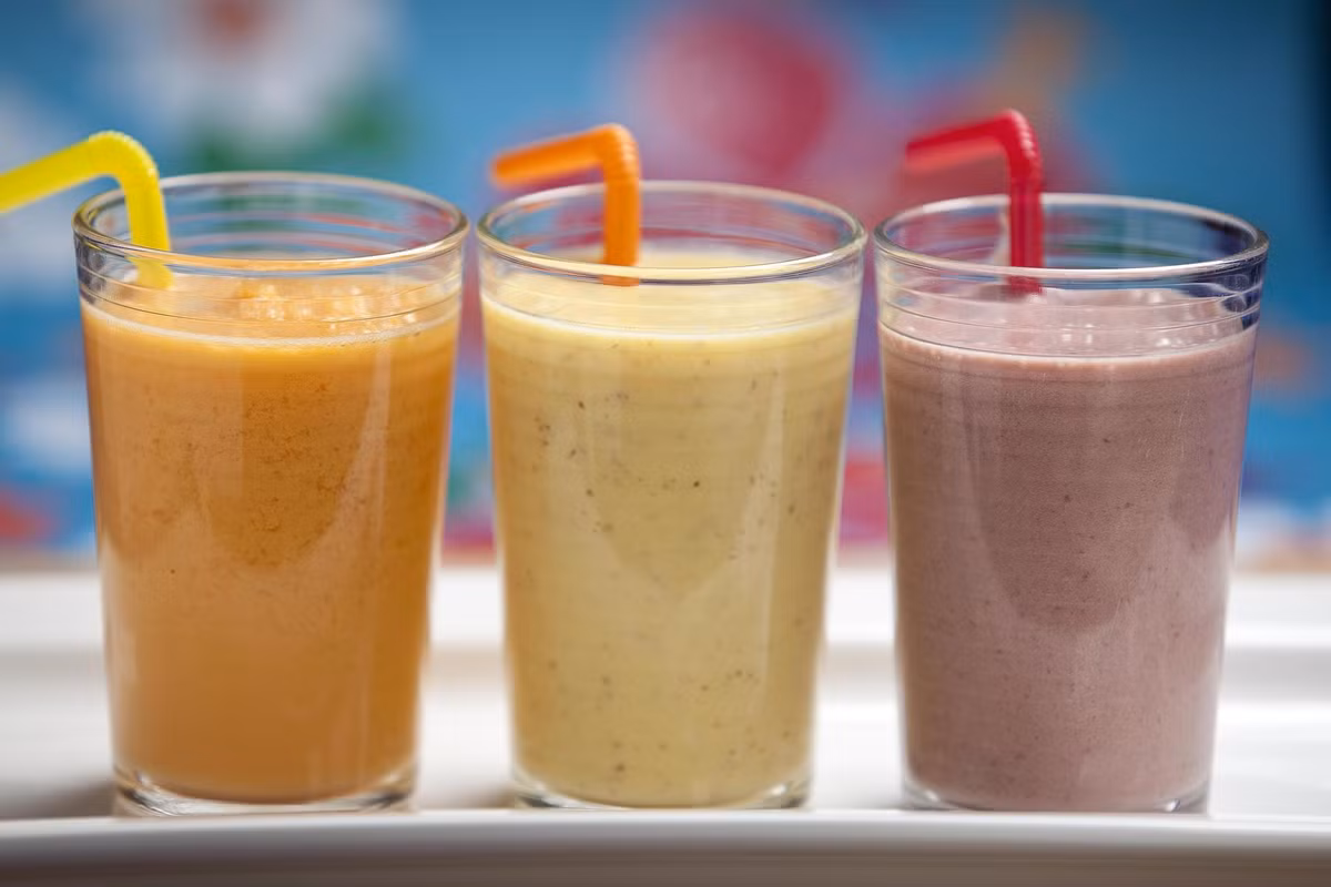 Shakes Protein: Đây là một loại thực phẩm chức năng bổ sung protein cần thiết cho quá trình hình thành cơ bắp và loại bỏ mỡ thừa.