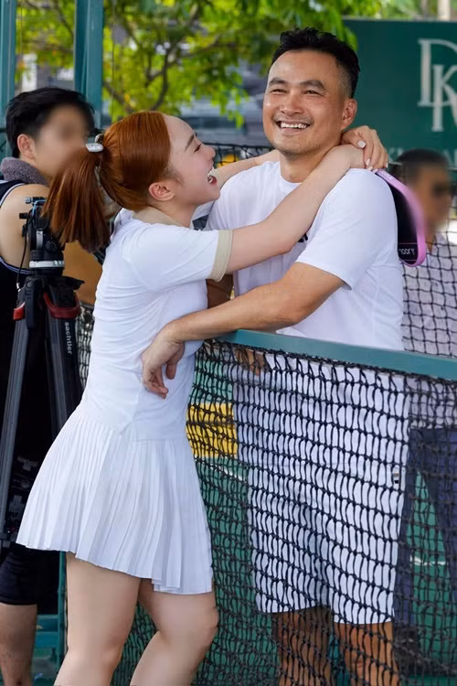 Lý Thùy Chang và Chi Bảo đều mê mẩn môn thể thao pickleball. Ảnh: FB Lý Thùy Chang.