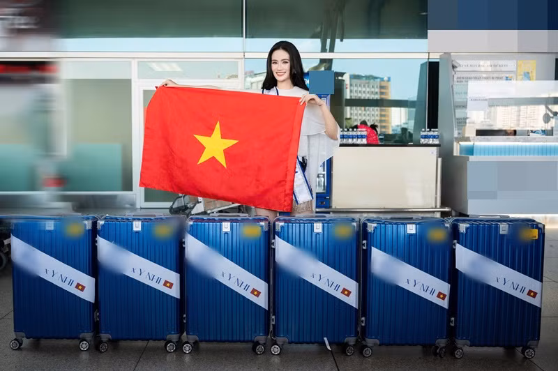 Theo lịch trình từ tổ chức Miss World, Ý Nhi cùng các thí sinh dự lễ khai mạc vào ngày 11/5. Sau đó cô bắt đầu tham gia chuỗi hoạt động trong khuôn khổ cuộc thi.